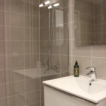 Hauts De Chaviere Vti Apartamento